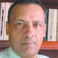 Dr. Fernando Neira Orjuela